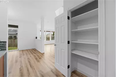 4220 SE Rose Petal Pl, Hillsboro, OR 97123 - Photo 25