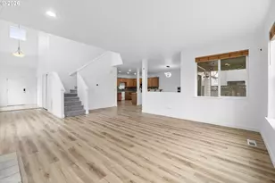 4220 SE Rose Petal Pl, Hillsboro, OR 97123 - Photo 11