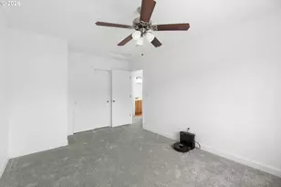 4220 SE Rose Petal Pl, Hillsboro, OR 97123 - Photo 43