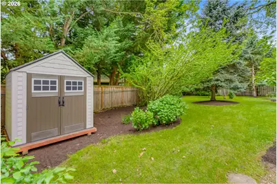8890 SW Birch St, Portland, OR 97223 - Photo 37