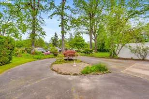 8890 SW Birch St, Portland, OR 97223 - Photo 41