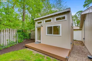 8890 SW Birch St, Portland, OR 97223 - Photo 31