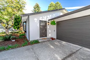 2412 SW Indian Mary Ct, Troutdale, OR 97060 - Photo 27