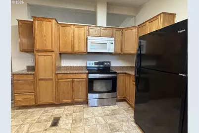1145 SW Cypress St #95, McMinnville, OR 97128 - Photo 17