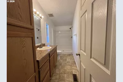 1145 SW Cypress St #95, McMinnville, OR 97128 - Photo 9