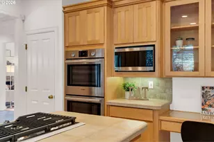 5404 Southwood Dr, Lake Oswego, OR 97035 - Photo 13