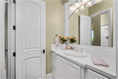 9523 SW Stonecreek Dr, Beaverton, OR 97007 - Photo 35