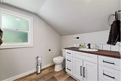 2206 Mitchell Ave, Baker City, OR 97814 - Photo 23
