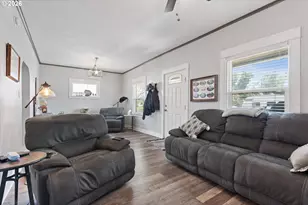 2206 Mitchell Ave, Baker City, OR 97814 - Photo 9