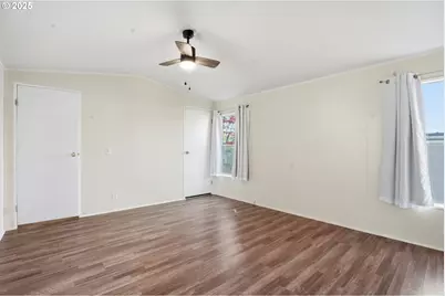 277 Edwards Rd S #145, Monmouth, OR 97361 - Photo 17