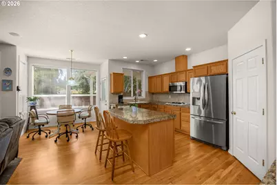 10910 NW 7th Ave, Vancouver, WA 98685 - Photo 9