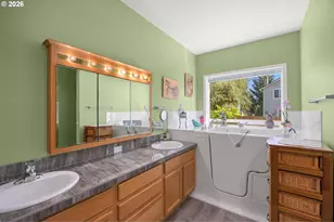 10910 NW 7th Ave, Vancouver, WA 98685 - Photo 19