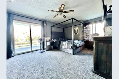 315 W D St, Rainier, OR 97048 - Photo 11