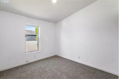 655 Village Dr, Molalla, OR 97038 - Photo 13