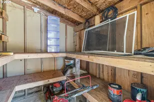 655 Village Dr, Molalla, OR 97038 - Photo 27
