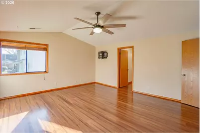 9201 NE 32nd Ave, Vancouver, WA 98665 - Photo 17