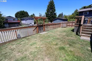 366 N Wasson St, Coos Bay, OR 97420 - Photo 19