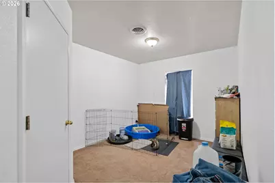 140 S Chase St, Heppner, OR 97836 - Photo 23