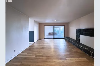 1180 E 37th Ave, Eugene, OR 97405 - Photo 25