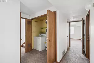 1834 SW Miles St, Portland, OR 97219 - Photo 33