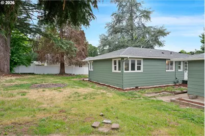 821 Cedar St, Sweet Home, OR 97386 - Photo 25