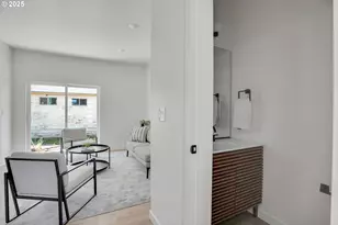 14870 NE Couch St, Portland, OR 97230 - Photo 23