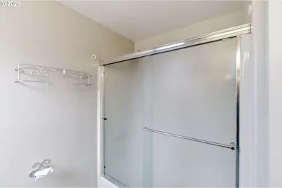 1586 Cherrybloom Ct SE, Salem, OR 97317 - Photo 17