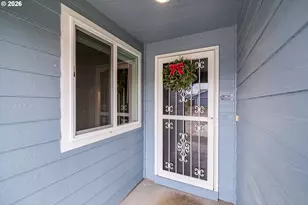 1586 Cherry Bloom Ct SE, Salem, OR 97317 - Photo 3