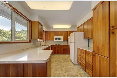 402 NW 69th St, Vancouver, WA 98665 - Photo 9