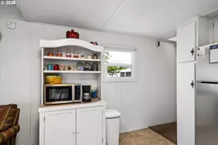 2150 Laura St, Springfield, OR 97477 - Photo 15
