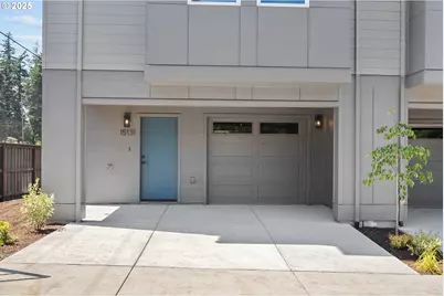 15135 E Burnside, Portland, OR 97233 - Photo 3