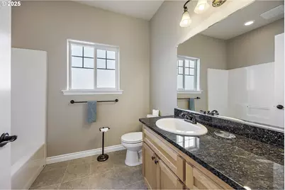 805 Oak Knoll Dr, Ashland, OR 97520 - Photo 9