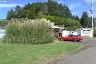 255 Beach Blvd, Winchester Bay, OR 97467 - Photo 7