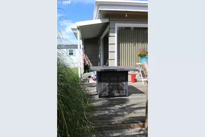 255 Beach Blvd, Winchester Bay, OR 97467 - Photo 11