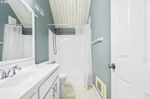 4 Touchstone, Lake Oswego, OR 97035 - Photo 19