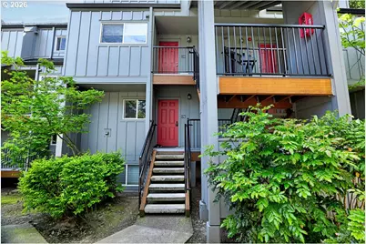 4 Touchstone #138, Lake Oswego, OR 97035 - Photo 1