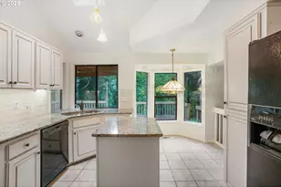 10763 SW River Dr, Tigard, OR 97224 - Photo 9