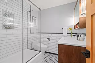 7452 SE 49th Ave, Portland, OR 97206 - Photo 17