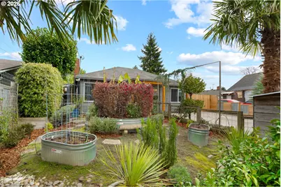 7452 SE 49th Ave, Portland, OR 97206 - Photo 31