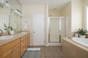 15829 SE Bybee Dr, Portland, OR 97236 - Photo 21