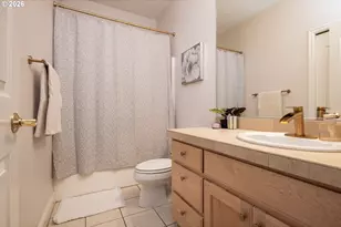 15829 SE Bybee Dr, Portland, OR 97236 - Photo 25
