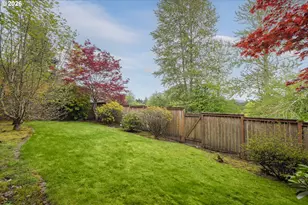 15829 SE Bybee Dr, Portland, OR 97236 - Photo 37