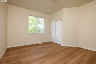15829 SE Bybee Dr, Portland, OR 97236 - Photo 33