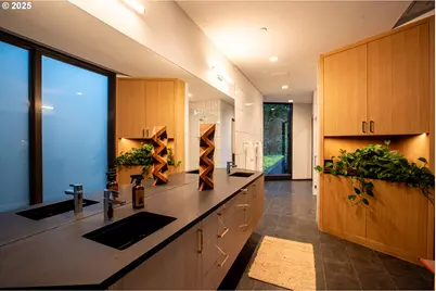 6371 NW Winston Dr, Portland, OR 97210 - Photo 23