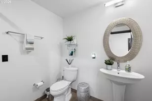 1900 S River Dr, Portland, OR 97201 - Photo 19