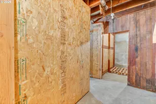 2046 NW Flanders St, Portland, OR 97209 - Photo 43