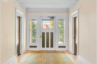 2046 NW Flanders St #22, Portland, OR 97209 - Photo 5