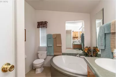 104 Willamina Ln, Roseburg, OR 97470 - Photo 21