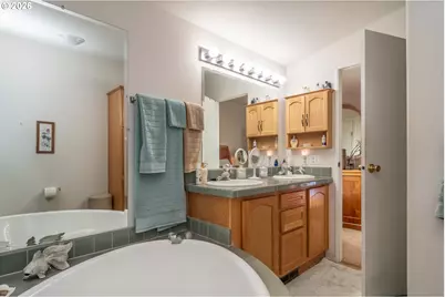 104 Willamina Ln, Roseburg, OR 97470 - Photo 23