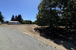 166 Peacock Ln, Myrtle Creek, OR 97457 - Photo 35